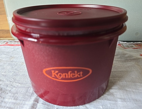 Tupperware konfekt behälter - konfekt,