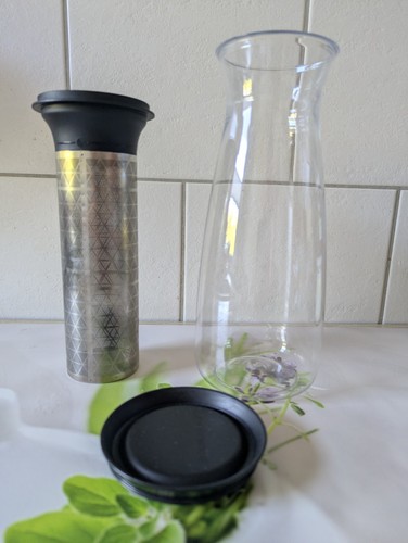 Tupperware cold brew karaffe - brew,