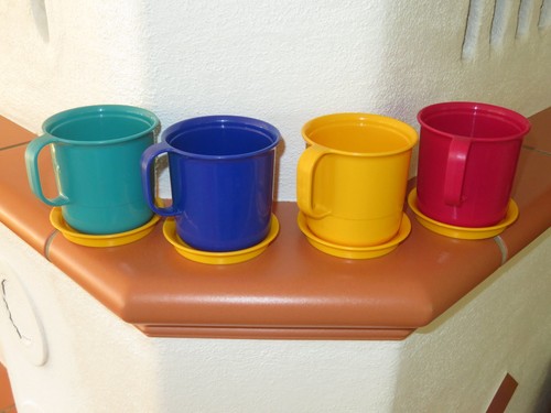 Tupperware becher - 4,
